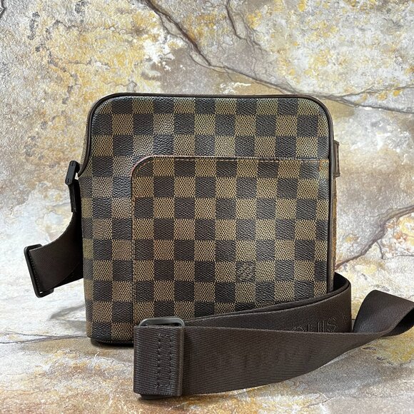 Louis Vuitton Olav PM Crossbody Shoulder Bag Damier Ebene Messenger Bag - Picture 1 of 12